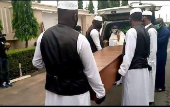 Photos: Ajimobi buried at his Oluyole residence in Ibadan